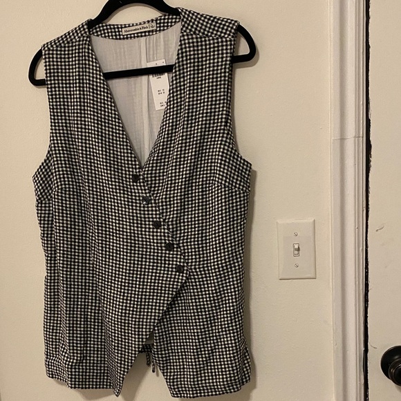 Abercrombie & Fitch Black and White Checkered Top - Picture 1 of 5